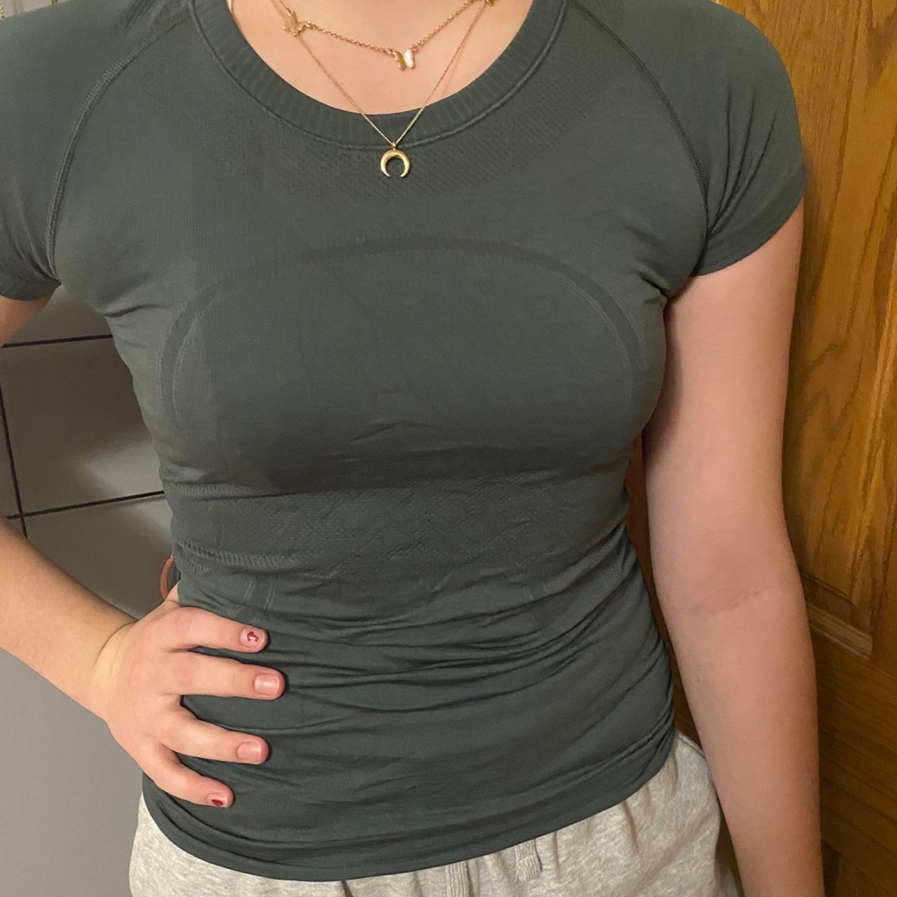 Lululemon Swiftly Tech Short Sleeve Shirt